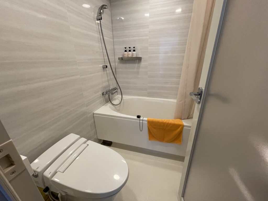 部屋のお風呂＆トイレ（ユニットバス）の写真